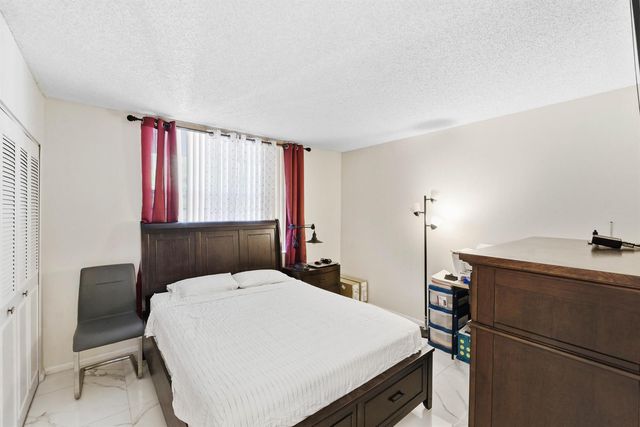 260 NW 76th Avenue 207, Margate, FL 33063