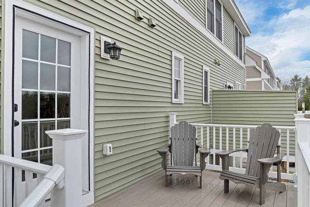 38 Green Road, Newmarket, NH 03857