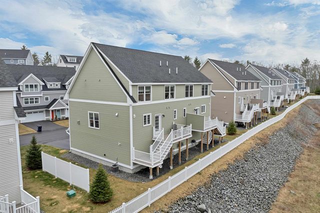 38 Green Road, Newmarket, NH 03857