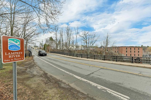 38 Green Road, Newmarket, NH 03857