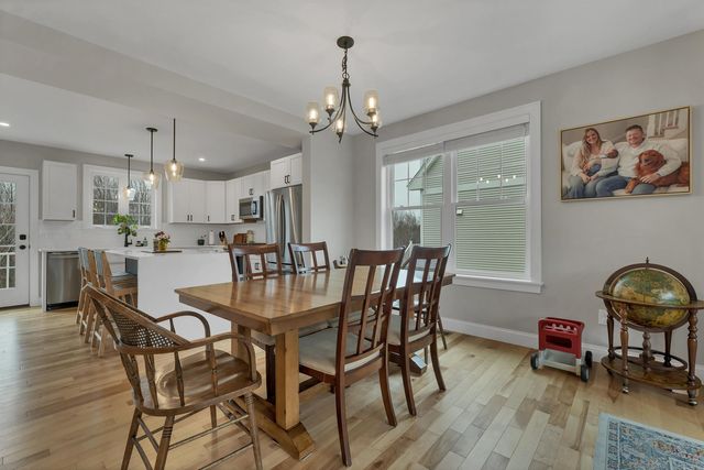 38 Green Road, Newmarket, NH 03857