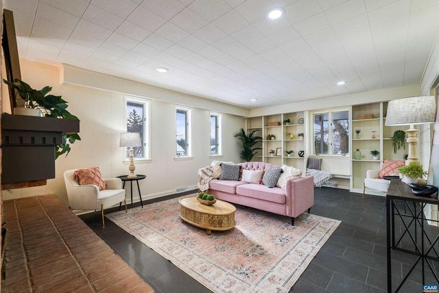 475 MYERS AVE, Harrisonburg, VA 22801