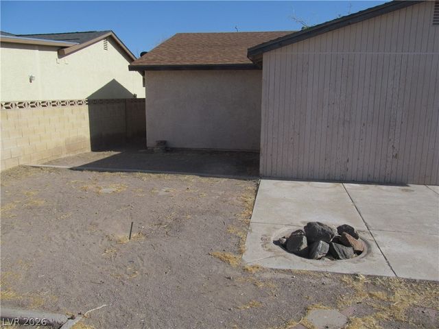 537 Longtree Avenue, Henderson, NV 89011