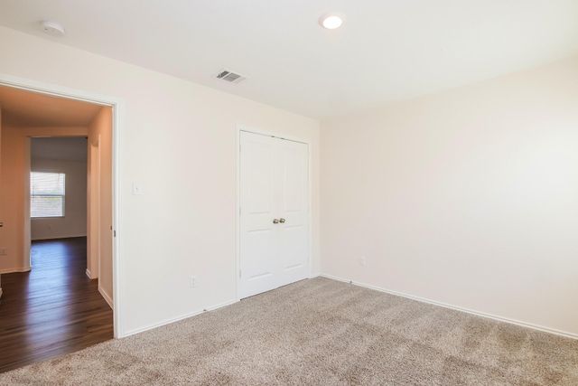 110 Sophora DR, Hutto, TX 78634