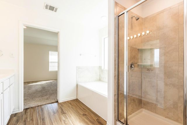 110 Sophora DR, Hutto, TX 78634