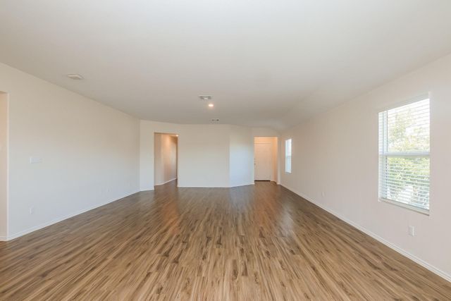 110 Sophora DR, Hutto, TX 78634