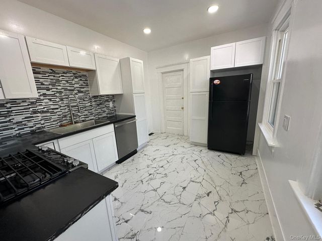 15 Forbus Street, Poughkeepsie, NY 12601