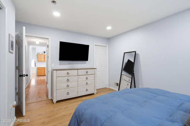 1349 Longboat Avenue, Beachwood, NJ 08722