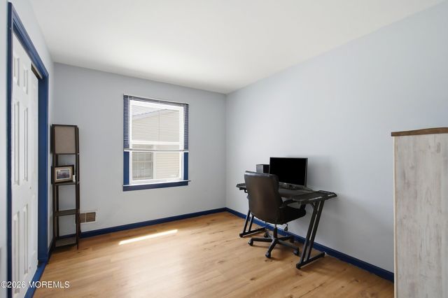 1349 Longboat Avenue, Beachwood, NJ 08722