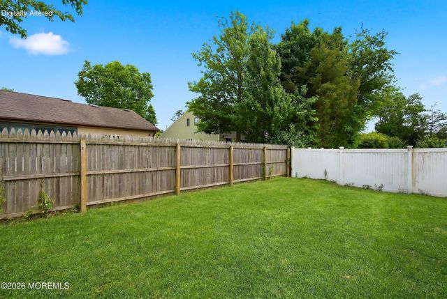 1349 Longboat Avenue, Beachwood, NJ 08722