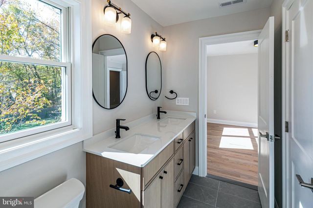 576 EWING ST, Princeton, NJ 08540