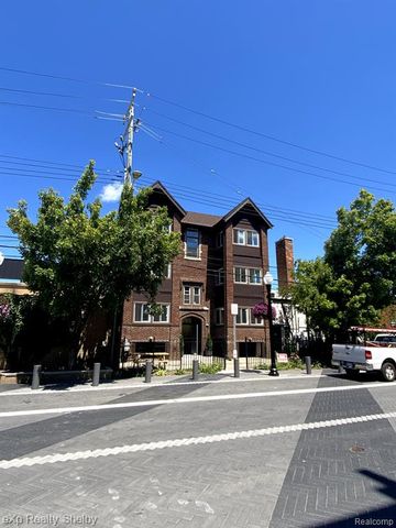 259 W 9 Mile Road Unit L2, Ferndale, MI 48220