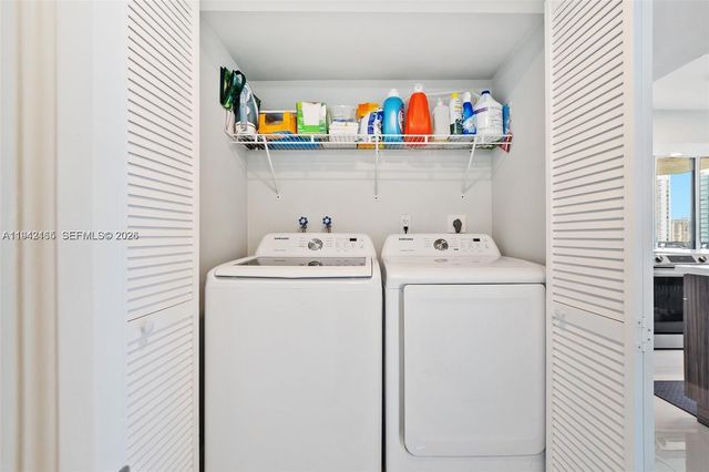 3600 Mystic Pointe Dr 1212, Aventura, FL 33180