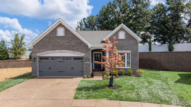 107 Quail Bluff Court, Wentzville, MO 63385