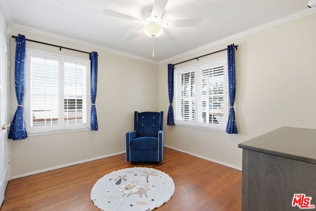 2221 N Valley Street, Burbank, CA 91505