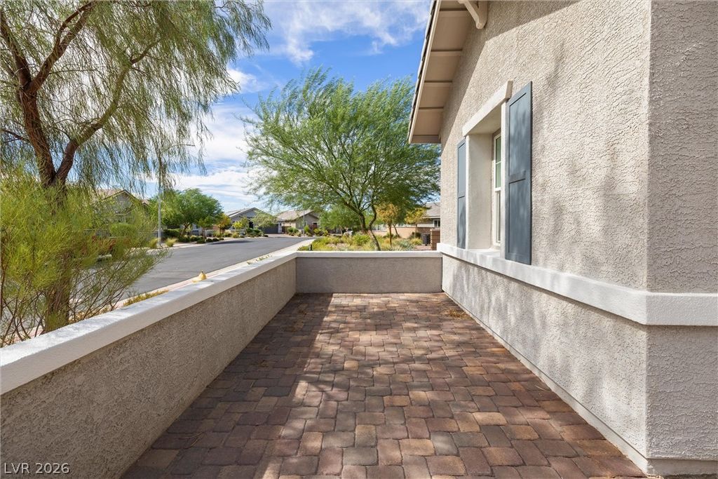 341 Alto Avec Lane, Henderson, NV 89011 — photo 2