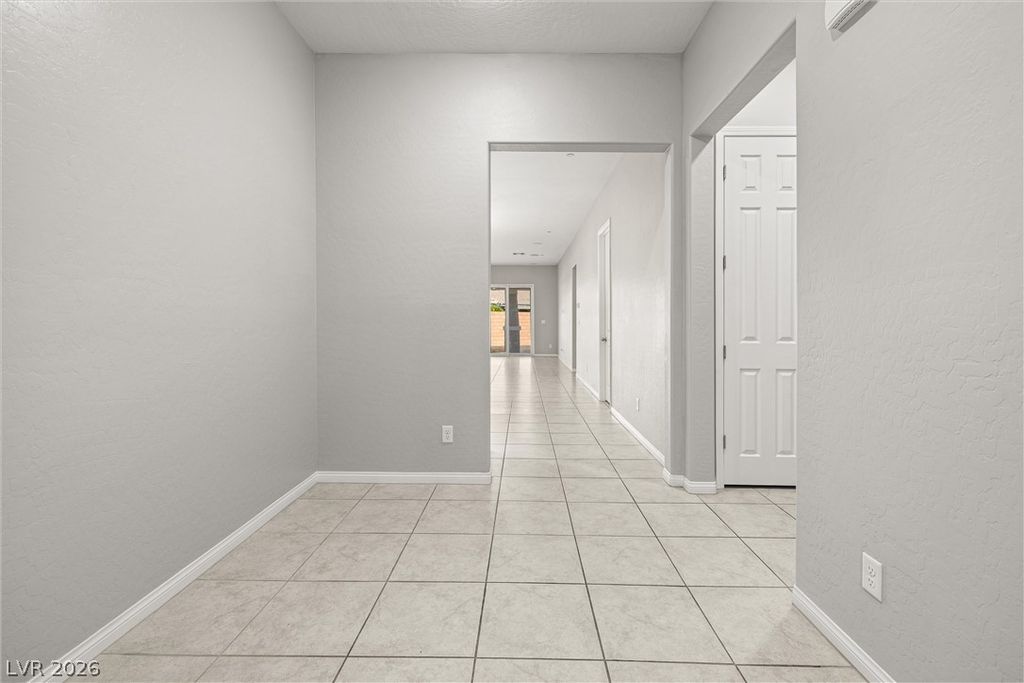 341 Alto Avec Lane, Henderson, NV 89011 — photo 5