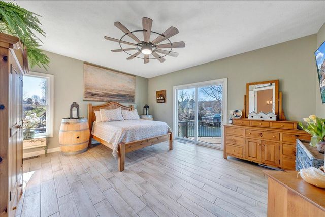 137 Ventnor AVE, Moneta, VA 24121