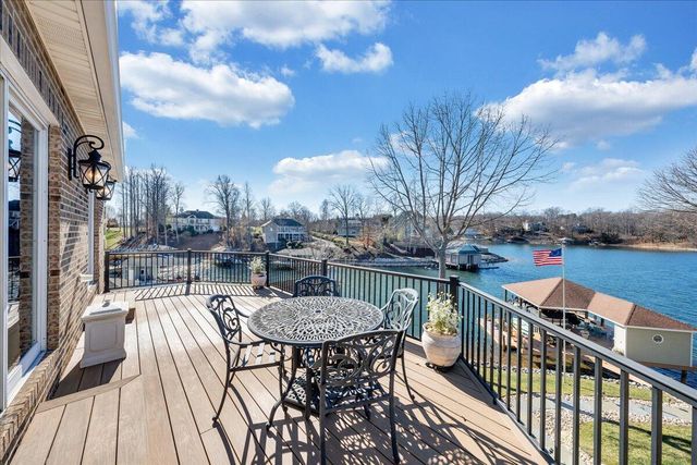 137 Ventnor AVE, Moneta, VA 24121