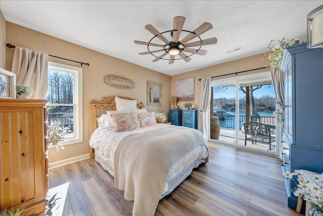 137 Ventnor AVE, Moneta, VA 24121