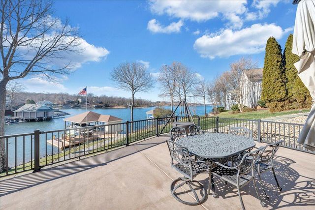 137 Ventnor AVE, Moneta, VA 24121