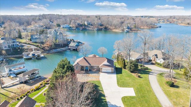 137 Ventnor AVE, Moneta, VA 24121