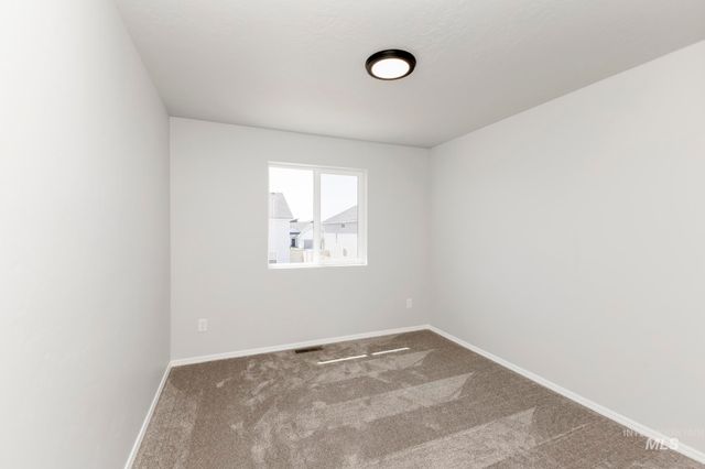 5004 Blue Silver St, Caldwell, ID 83605