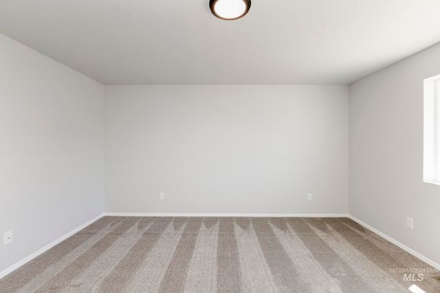 5004 Blue Silver St, Caldwell, ID 83605