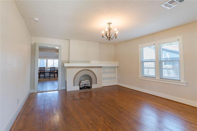 2732 W Park Place, Oklahoma City, OK 73107