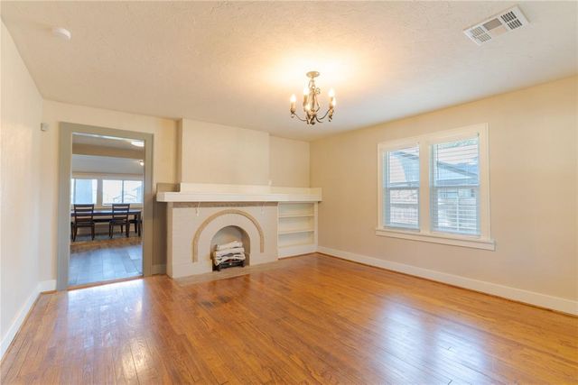 2732 W Park Place, Oklahoma City, OK 73107