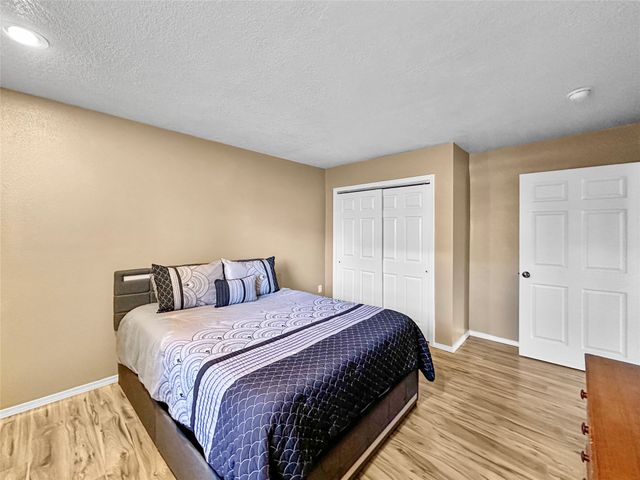 4208 Coyote Lane, Santa Fe, NM 87507