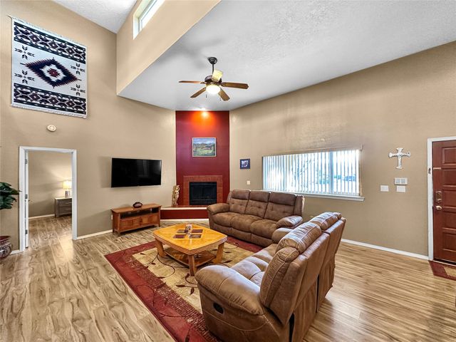 4208 Coyote Lane, Santa Fe, NM 87507