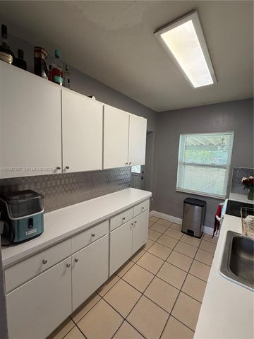 571 E 60th Street, Hialeah, FL 33013