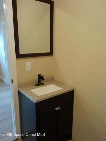 464 Judy Street, New Smyrna Beach, FL 32168