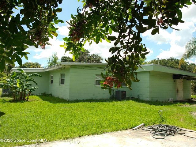 464 Judy Street, New Smyrna Beach, FL 32168