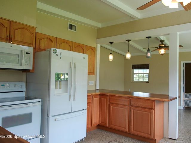 464 Judy Street, New Smyrna Beach, FL 32168