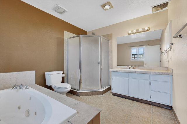 1 Trinity Ct, Stanley, NM 87056