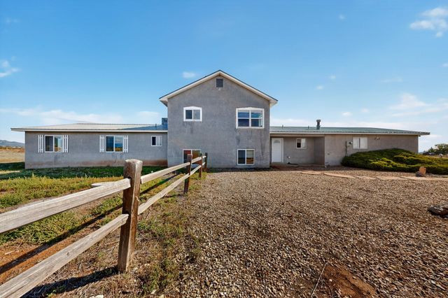 1 Trinity Ct, Stanley, NM 87056