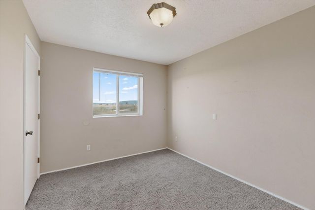 1 Trinity Ct, Stanley, NM 87056