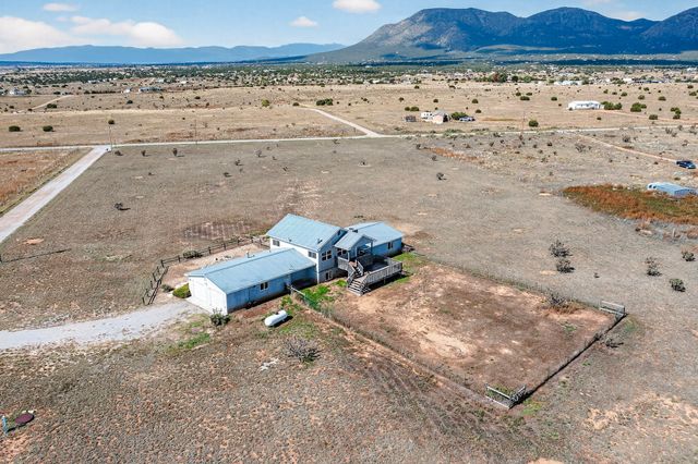 1 Trinity Ct, Stanley, NM 87056