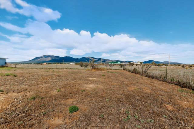 1 Trinity Ct, Stanley, NM 87056