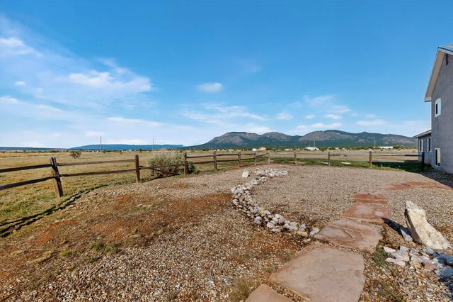 1 Trinity Ct, Stanley, NM 87056