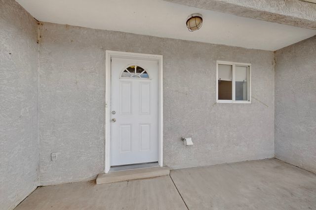 1 Trinity Ct, Stanley, NM 87056