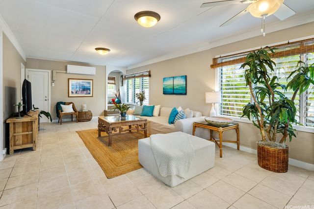 156C N Kalaheo Avenue, Kailua, HI 96734