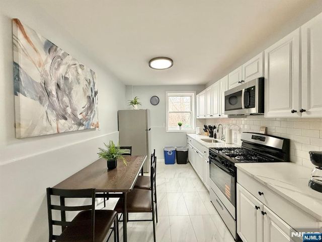 12 68th Street, Guttenberg, NJ 07093