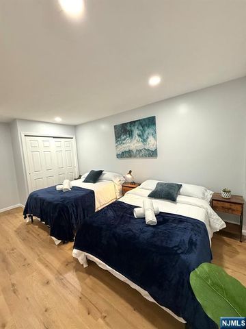 12 68th Street, Guttenberg, NJ 07093