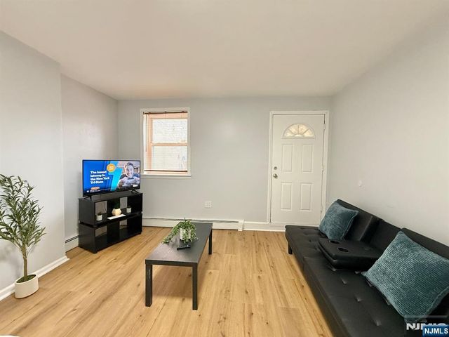 12 68th Street, Guttenberg, NJ 07093