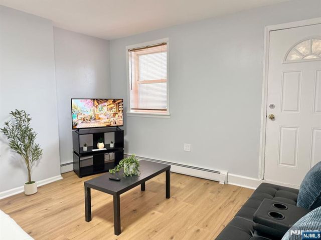 12 68th Street, Guttenberg, NJ 07093