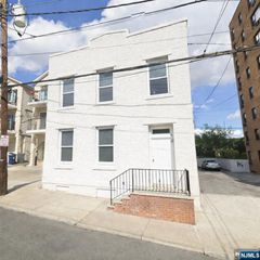 12 68th Street, Guttenberg, NJ 07093