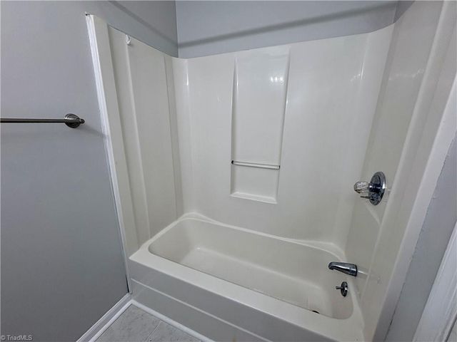 2935 Oaktop Circle, Greensboro, NC 27410